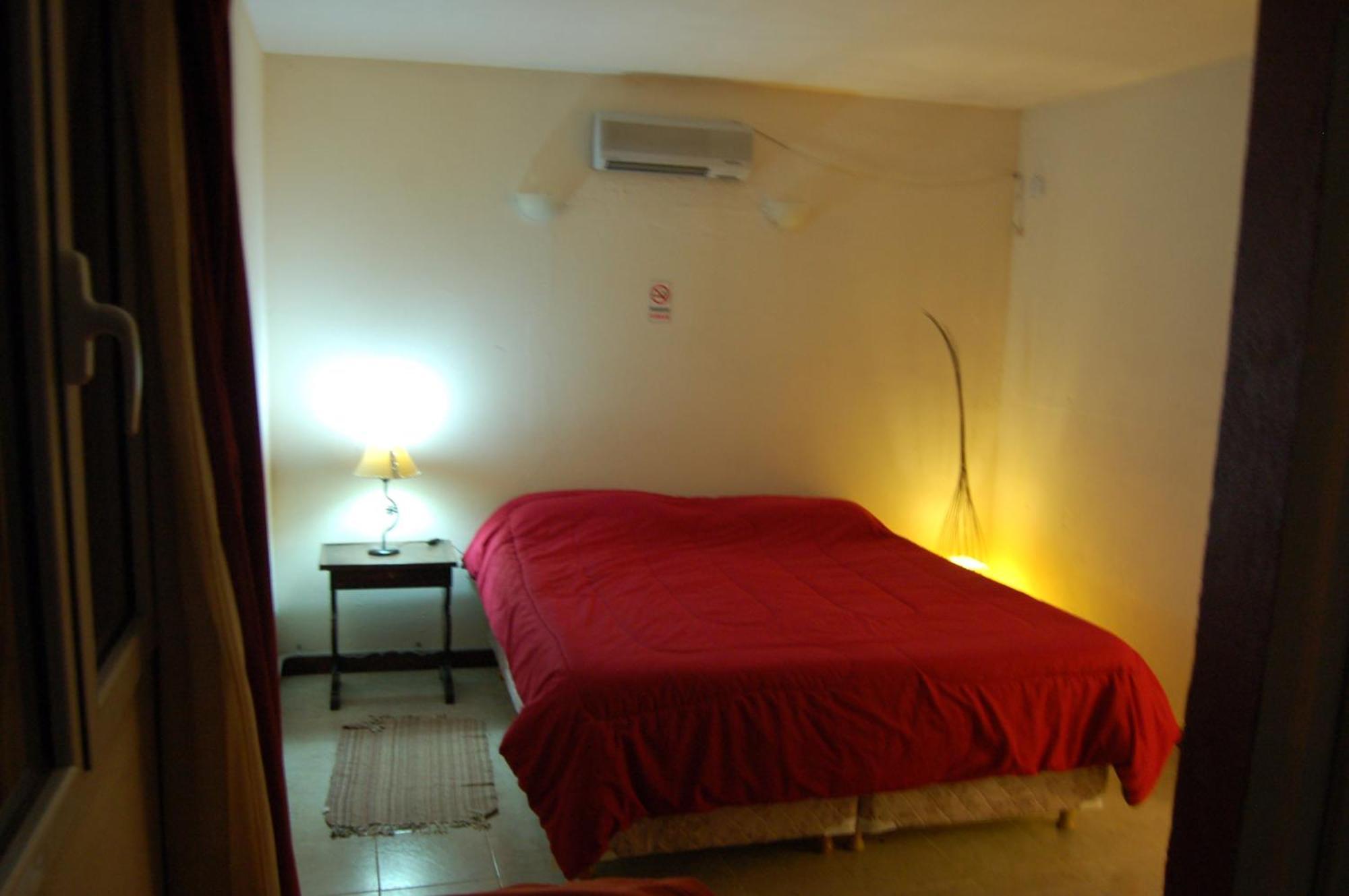 Alojamiento Goos Hostel Puerto Pirámides Buitenkant foto